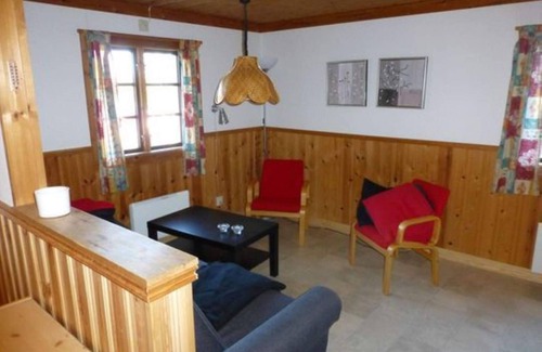 Overbyn House | 4 person holiday home in TORSBY
