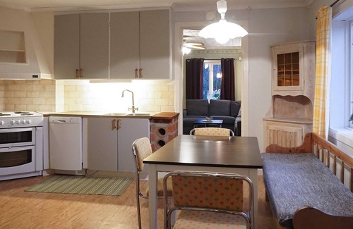Lur House | 4 person holiday home in LUR-By Traum