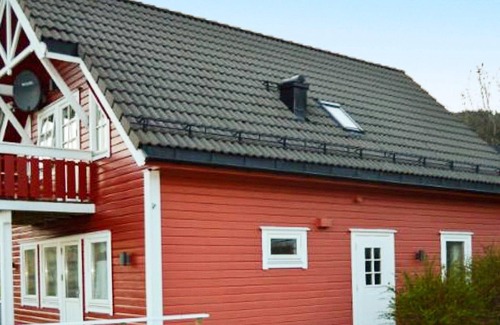 Vagsoy House | 4 person holiday home in MÅLØY-By Traum