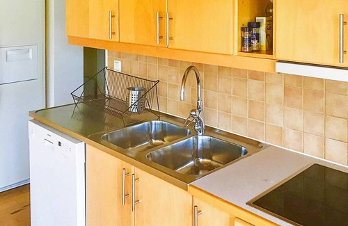 Asbro House | 4 person holiday home in ÅSBRO