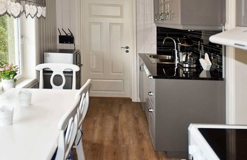 Voll Apartment | 4 person holiday home in Måndalen-By Traum