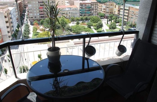 Alicante Apartment | 4 ROOMS+ SENECA CENTER APARTMENT
