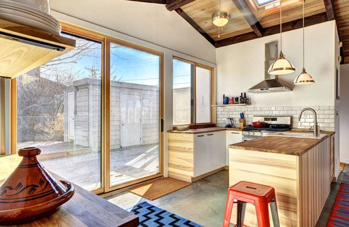 Culloden Shores House | 4 Season Design Forward beach house w/sauna