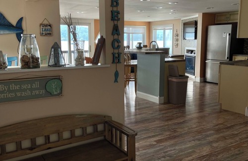 Conesus House | 4 season escape boasts 5 beds and now a HOT TUB to enjoy any time of year!