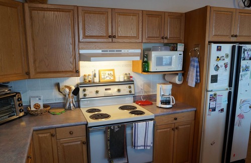 Saint Ambroise Cabin | 4-season home on Lake Manitoba