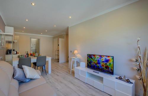 Torricella Taverne Apartment | 4 Seasons Apartment - Happy Rentals