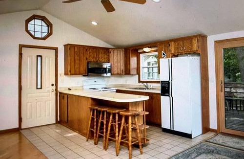 Wabasha County House | 4 Seasons of Family Fun on Lake Zumbro! Beautiful lakeside retreat.
