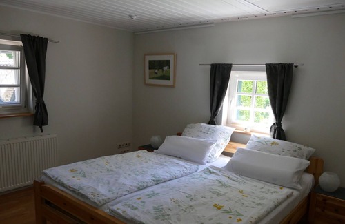 Zingsheim House | 4-star half-timbered house with a beautiful courtyard