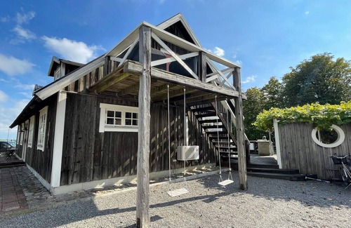 Drottningskar House | 4 star holiday home in Drottningskär