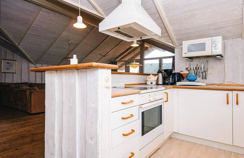 Mommark Strand House | 4 star holiday home in Sydals