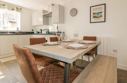 Treknow Cottage | 4 TRERAMMET CRESCENT, family friendly, with a garden in Tintagel