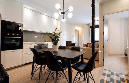 Cuatro Caminos Apartment | 4 ways XIX apartment in Madrid