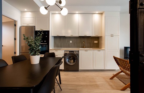 Cuatro Caminos Apartment | 4 ways XIX apartment in Madrid