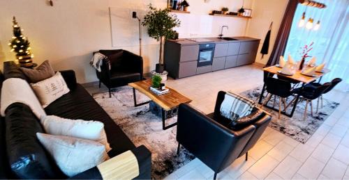Lithuania House | 4 Wheels Cabin