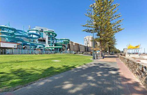 Glenelg Apartment | 40 m² Apartment ∙ 1 bedroom ∙ 2 guests