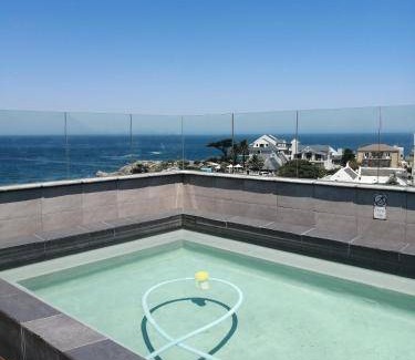 Hermanus City-Centre Apartment | 40 m² Apartment ∙ 1 bedroom ∙ 2 guests