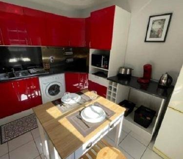 Chartres Apartment | 40 m² Apartment ∙ 2 guests