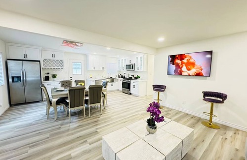 Mount Wilson House | 40% OFF 2B/2B Near Casino, DTLA, Hollywood & Shops
