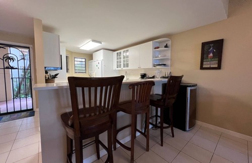 La Grande Princesse Condo | 40% off August & September bookings! Island Oasis-Luxury condo at Pelican Coven