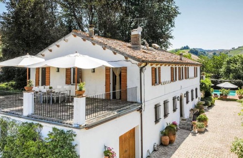 Ripatransone Villa | 400 m² Villa ∙ 6 bedrooms ∙ 13 guests