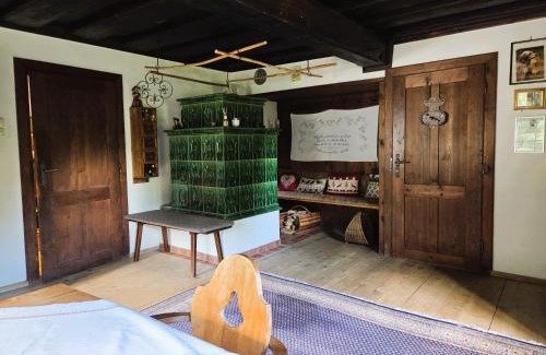 Bad Goisern House | 400 year old wooden house