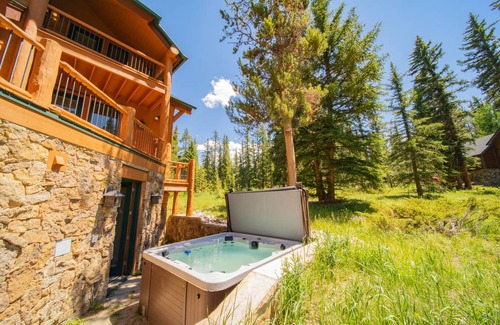 Keystone Other | 402 m² Luxury rental ∙ 5 bedrooms ∙ 14 guests