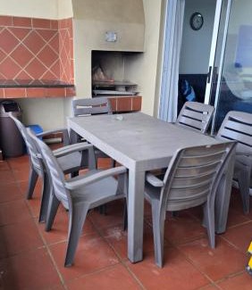 Kingsborough Apartment | 407 L'Escalier Cabanas -Beachfront Paradise