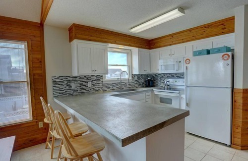 Sea Retreat House | 4073 Downtime * 2 Min Walk to Beach * Pool/Hot Tub