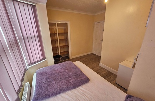 Doncaster House | 41 Buckingham road
