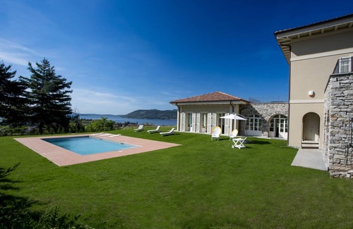 Verbania Villa | 410 m² Villa ∙ 6 bedrooms ∙ 14 guests