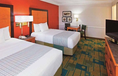 Downtown Hotel | 42 m² Hotel ∙ 127 guests