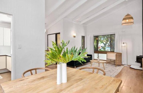 Applecross House | 422 m² House ∙ 2 bedrooms ∙ 3 guests