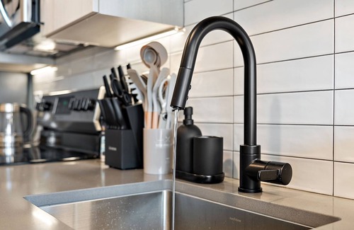 St. Anthony West Apartment | 426 Huck Minneapolis