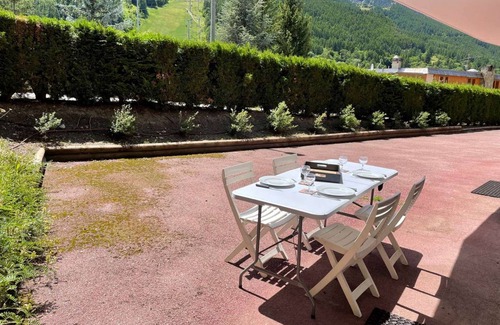 Saint-Chaffrey Apartment | 43 m² Apartment ∙ 1 bedroom ∙ 6 guests