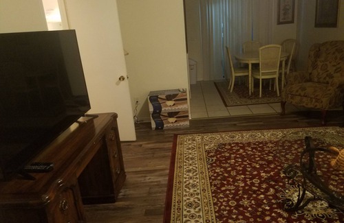 Parker House | 4480 Corporate Apartment Sleeps 7