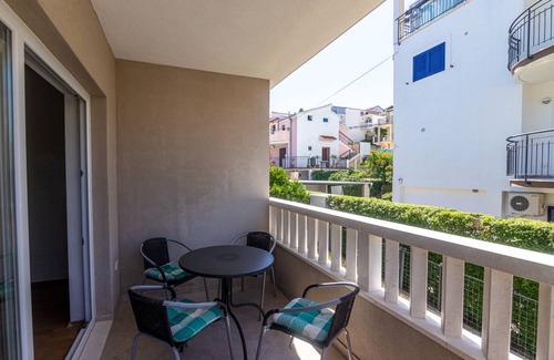 Municipality of Trogir Apartment | 45 m² Apartment ∙ 1 bedroom ∙ 4 guests