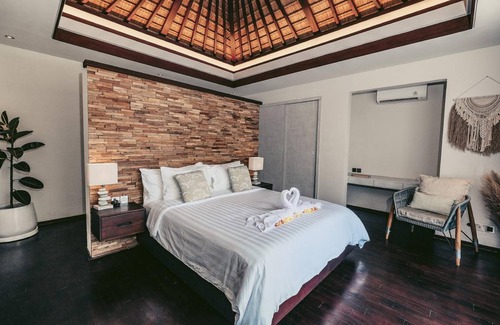 Jimbaran Bay Villa | 450 m² Villa ∙ 4 bedrooms ∙ 8 guests