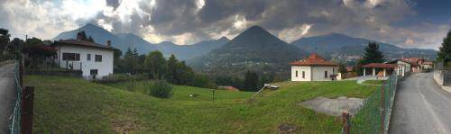 Dizzasco Villa | 450 m² Villa ∙ 6 bedrooms ∙ 12 guests