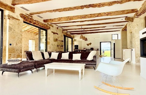 Gazaupouy House | 450m2 villa in the heart of the Gers, 5 suites, dormitory, pool and sunsets