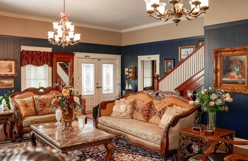 Huntington House | 464 m² House ∙ 4 bedrooms ∙ 10 guests