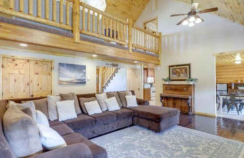 Sterling House | 465 m² House ∙ 6 bedrooms ∙ 17 guests