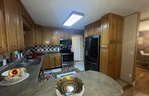 Marianna House | 4652- Cheerful 3 Bedroom luxury home the caverns state Park