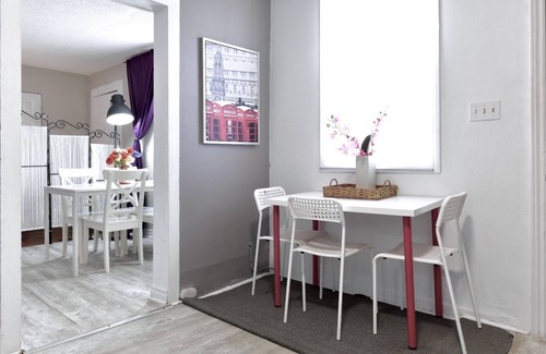 Windsor Apartment | 480# Two-bedroom apartment near the border tunnel