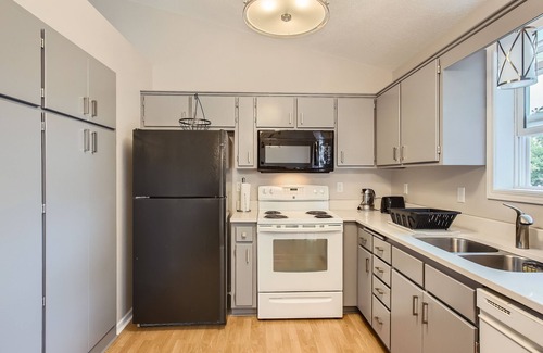 Ramsey House | 4bd Central Location: Patio - Games - Gym