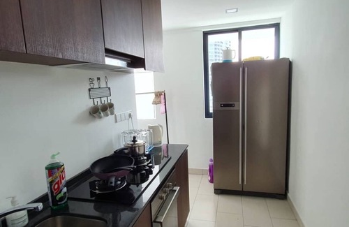 Seri Tanjung Pinang Apartment | 4Bed Rooms Luxury Seaview Homestay@Gurney无敌海景四房套房