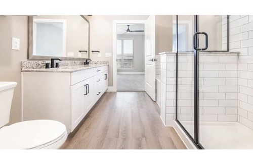 Spring Branch Central Apartment | **4th NIGHT FREE** Luxury Full Apartment