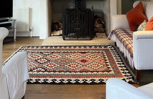 Sandy Lane Cottage | 5* Beautiful detached 3 bed cottage outskirts of Lacock