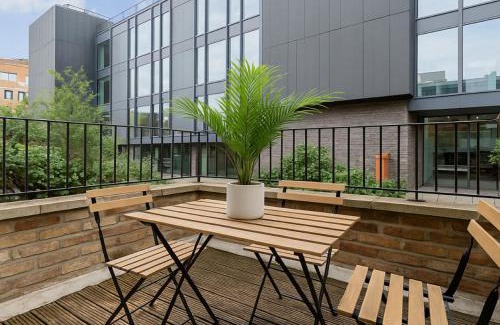 Hammersmith Apartment | 5 Bed Apartment in Hammersmith
