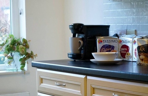 Solihull House | 5 Bed House, Close to Airport & NEC, Contractors