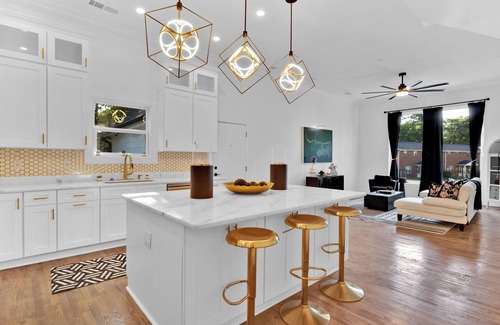 College Park House | 5 bedroom, 4 bath masterpiece is the epitome of luxury living.